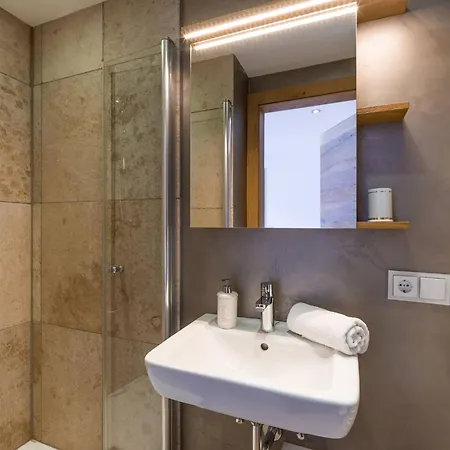 Trendguide By Alpine Host Helpers Apartment