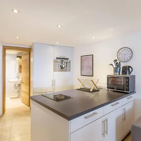 Apartment Trendguide By Alpine Host Helpers