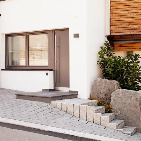 Trendguide By Alpine Host Helpers Apartment *