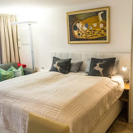 Apartment Trendguide By Alpine Host Helpers