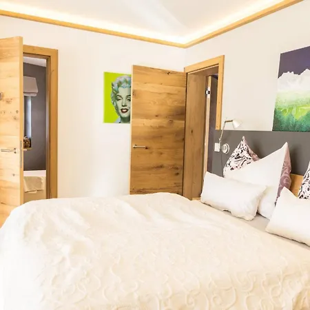 Trendguide By Alpine Host Helpers *