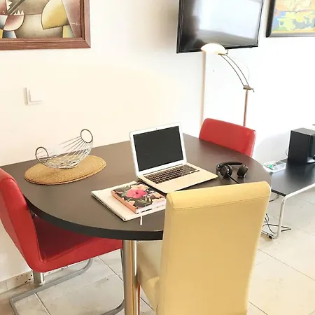 Trendguide By Alpine Host Helpers *